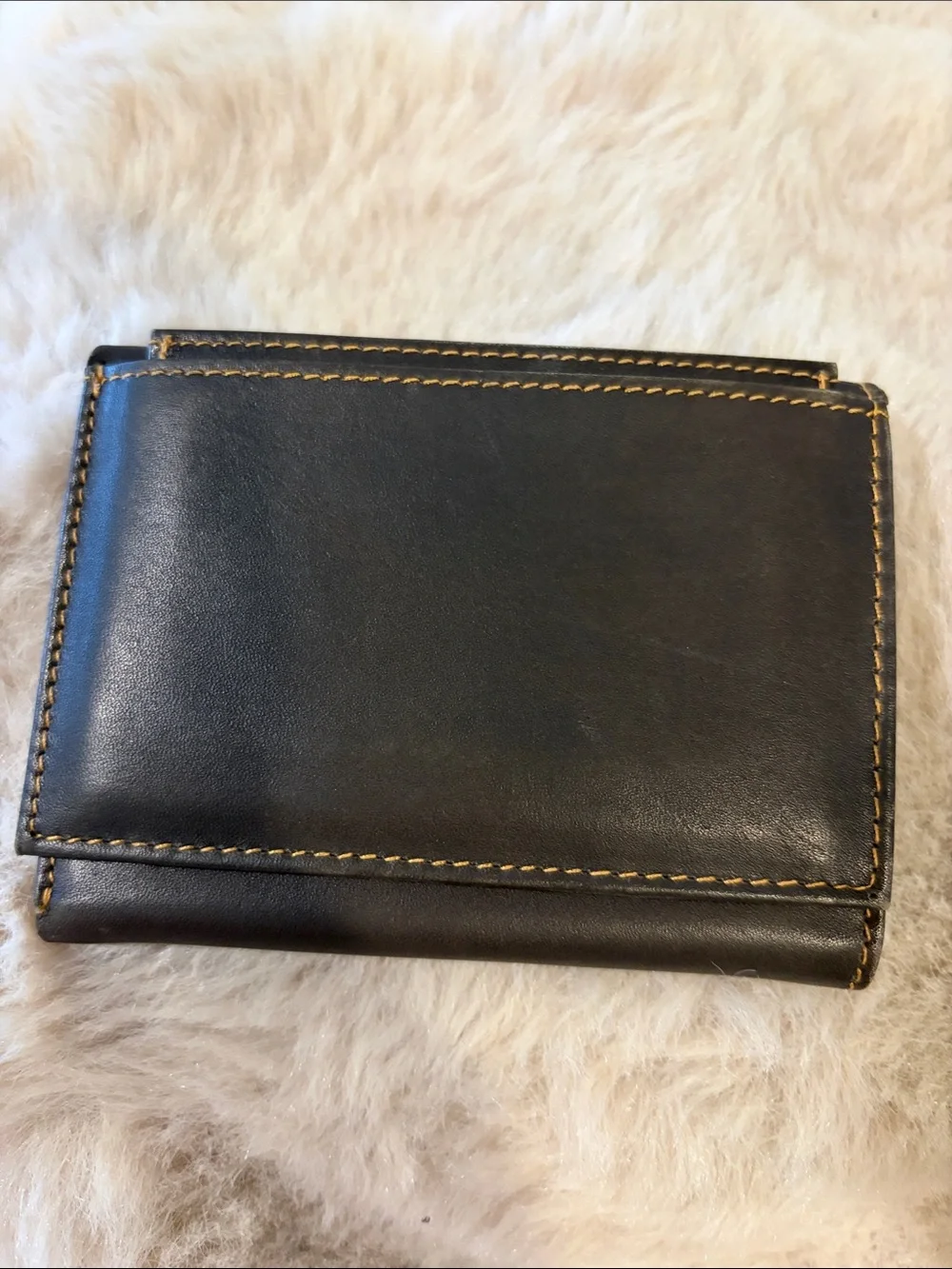 Dopp Brown Leather Card & Key Holder with Contrast Stitching